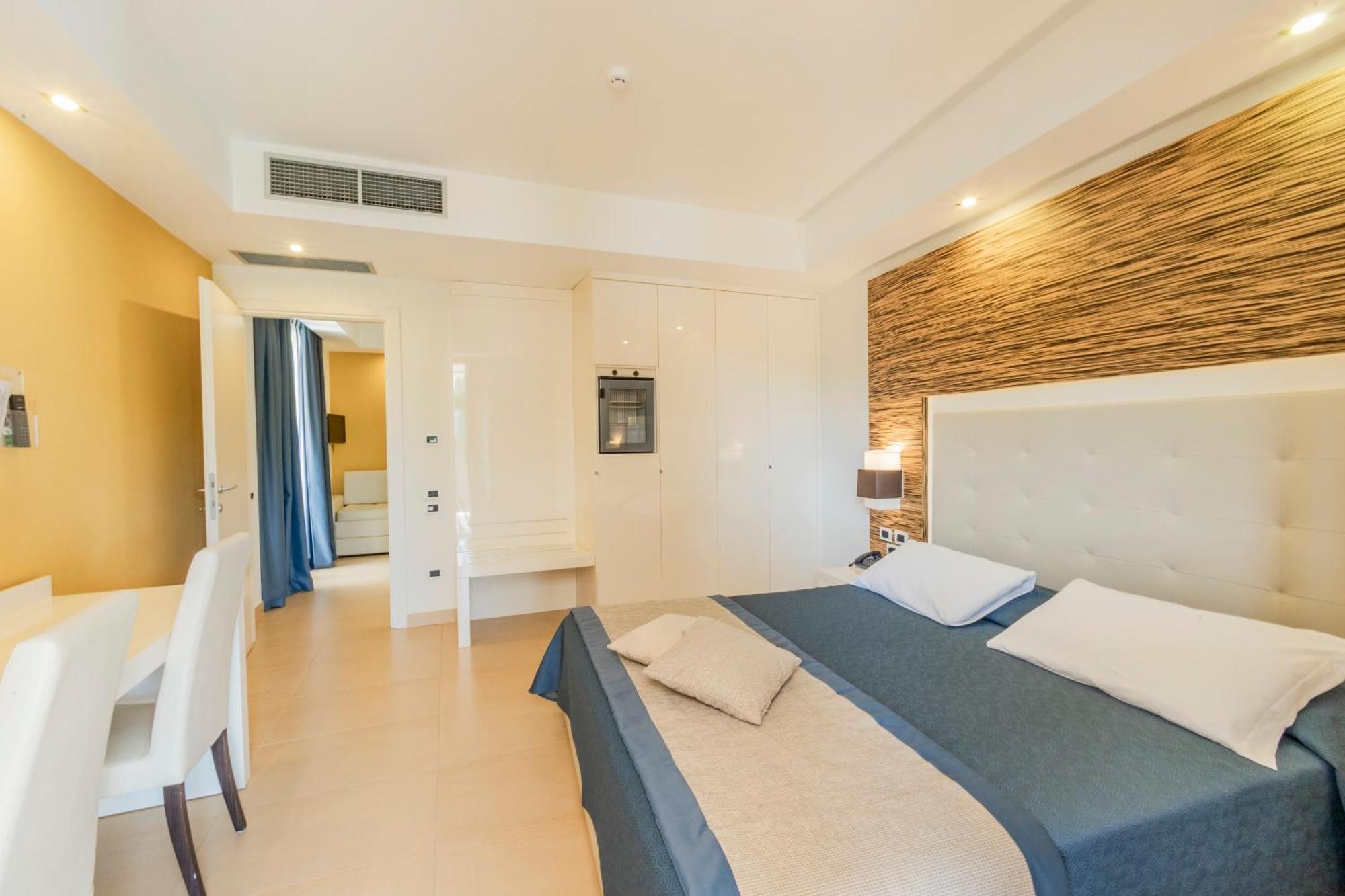 Prince Franklyn Hotel Santa Maria di Castellabate Exterior foto