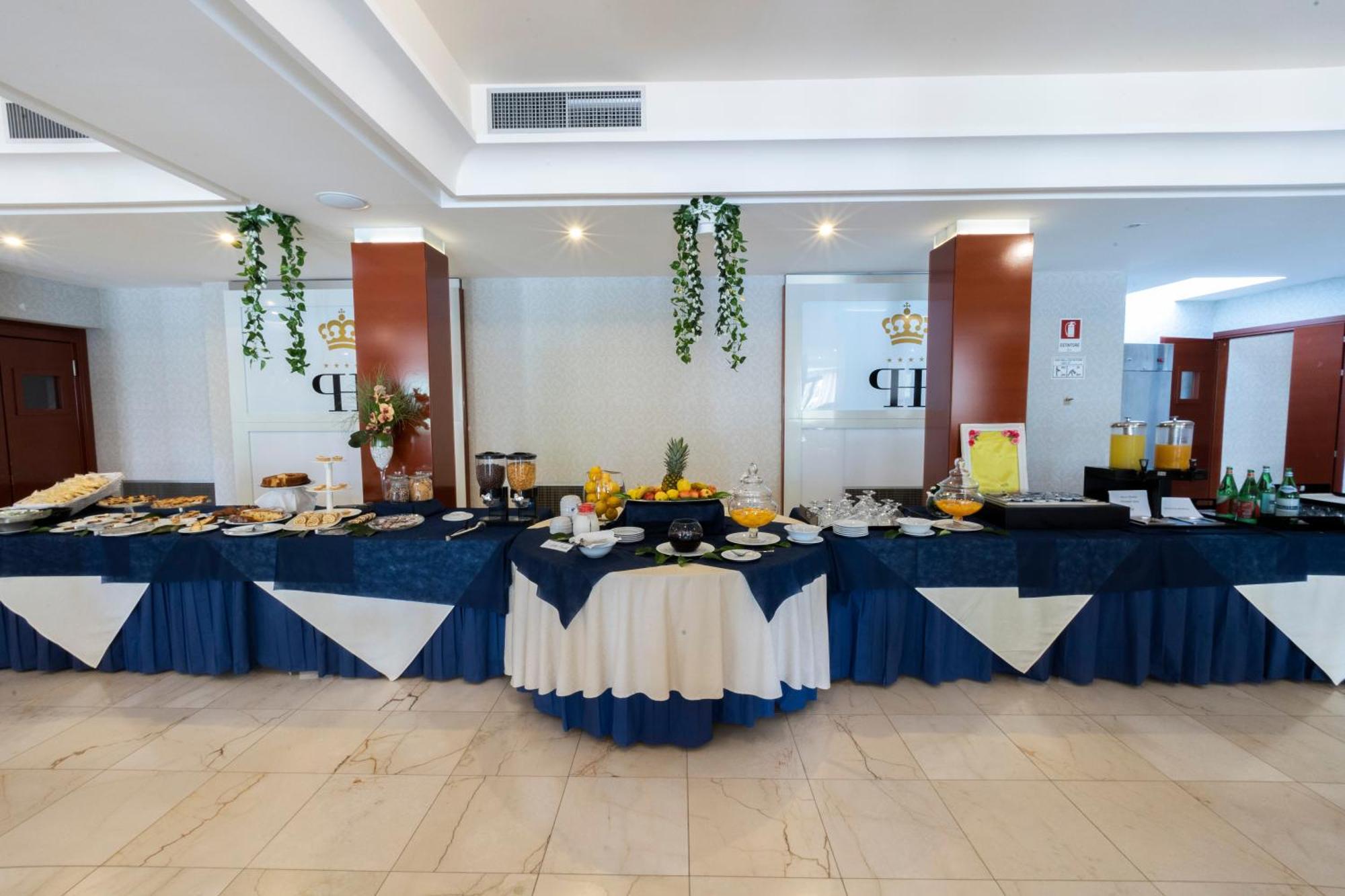 Prince Franklyn Hotel Santa Maria di Castellabate Exterior foto